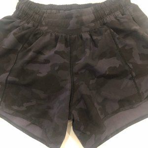 Lululemon Hotty Hot Yoga/ Running shorts size 2